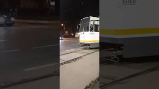 Tramvaiul V3A-93 #167 (0) Parasind Statia "Bd.Basarabia"