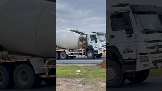 Cement trucks Tanker driving on the Road #heavytruck #cementtanker #truckdriver #jcbvideo #dozer