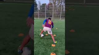 The FASTEST drill🔥to dribble like Messi #soccerskills #soccer #technique  #football #shorts #skills