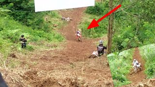 crazy uphill motocross|| tak ada yang selamat sampai atas