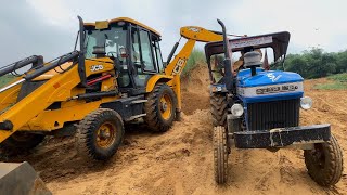 Jcb 3dx Eco Xcellence Backhoe Loader Machine Loading Red Mud in Sonalika Di 740 lll Tractor | Jcb