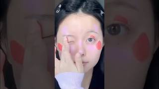 The most viral Korean makeup hack 💄🥰 #koreanmakeup #makeuptips #ytshorts #trendinghacks