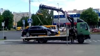 Похищение машины эвакуатором. Stealing a car with an evacuator.