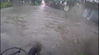 FOXTER BIKE lusong sa BAHA! (Typhoon BTW)