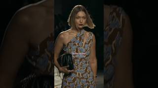 Gigi Hadid for Versace SS25 🥵❤️‍🔥 #shortsfeed #gigihadid #runway #versace #catwalk #gigi #model