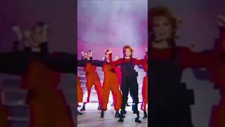 Entre rêves et mélancolie, l’âme danse ! ➕#MyleneFarmer #Melancolie #Souvenirs #90sMusic #nevermore