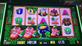 Slot Machine Big Hits/Bonus Play Action