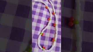 طريقه عمل احلي سلاسل بخرز التفسيره وفروع الفواكه #الربح #اكسبلور #diyjewelry #خرز #diycrafts  #ترند