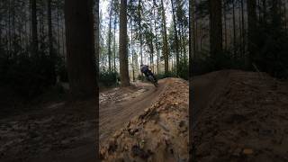 Attacking corners at rogate bike park #bike #mountainbikeskills #bikepark #mtblife #mountainbikel