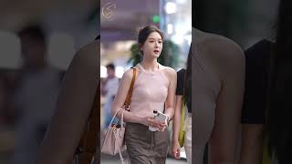 beautiful girl chinese street fashion  #shorts #trending #trendingshorts #shortvideo #beautiful