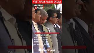 Vietnam PM Pham Minh Chinh Received Guard of Owner at forecourt of President House