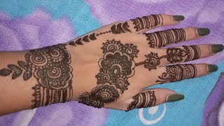 Karwa Chauth Back Hand Mehndi Design ||Arabic Mehndi Design ||Simple Mehndi Design 2024#karwachauth