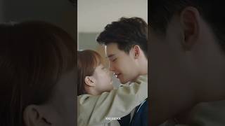 Kdrama famous actor lee jong suk kissing scene😘💋🥵 #leejongsuk #kiss #kdrama #kdramaedit #shorts