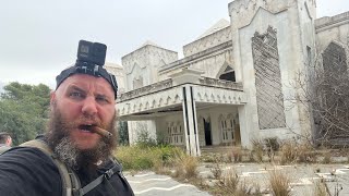 Abandoned palace worth £30 million!!!!!