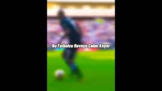 Havaya Çalım Atan Futbolcu