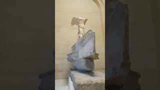 The Winged Victory of Samothrace, Museu do Louvre #shorts