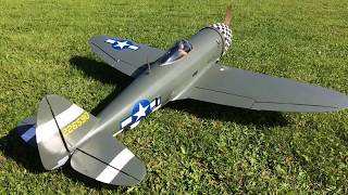 Top Flite P-47D mit Saito FG-21