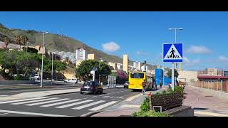 Las Palmas de Gran Canaria. Guagua línea 13 en Ciudad Deportiva. 10 de Noviembre 2023