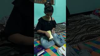 Dairy milk silk pralines unboxing 😍🥰 #shorts #gift #chocolates