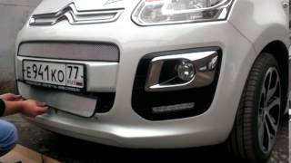 Установка защиты радиатора Citroen C3 Picasso 2013 хром