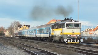 Nedělní R 623 a R 664 s brejlovcem 754.018 v Třebíči - 13.12. 2015