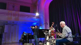 Belgrade Jazz Quartet - Autumn Leaves (6)