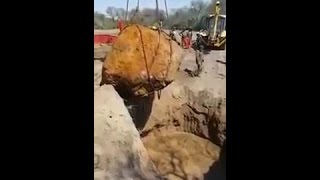 The World's 2nd Massive Meteorite  (Weighing Over 30 Tonnes)  Argentina