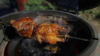 Deliciously fried chicken on a spit with vegetables👌Kamado bono