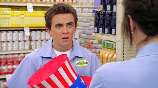 Malcolm Trabaja en un Supermercado MALCOLM CAPITULOS COMPLETOS EN ESPAÑOL LATINO