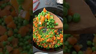 Buttery Frozen Peas Carrots Recipe in just 15 minutes! #15minuterecipes #nooniongarlicrecipe #peas