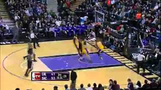 Kobe Bryant One-Handed Alley-Oop Dunk against the Kings in HD (Dec. 26, 2011)