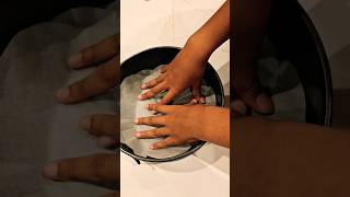 How to line a round baking pan with parchment paper #baking #foodfashionistas #bakinghacks