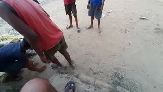 kids playing goli, 🥰childhood game😍😍desi boy 👦