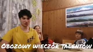 Obozowy wieczór talentów