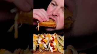 SO JUICY 💦 🌮 #tacobell #mukbang #food #eatingsounds #eating #fastfood #blackenedranch