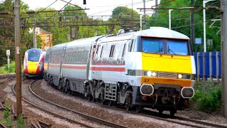 Trains at Harringay, ECML - 26/06/23