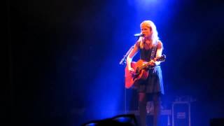 Ilse DeLange - Love Goes On