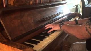 Come on Eileen - piano version.