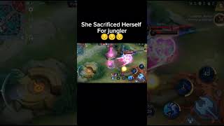 Angela Protecting Jungler ❤️ #mobilelegends #mlbb #ml #roamer#angela #shorts