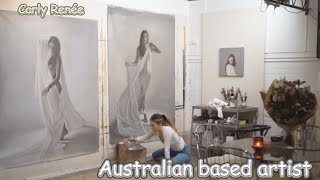 Australian based artist, Carly Renée.