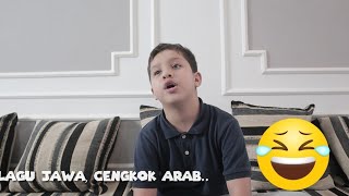 Muhammad Hadi Latian Lagu Dolanan Jawa//Cengkoknya Tetep Arab Gaesss 😂