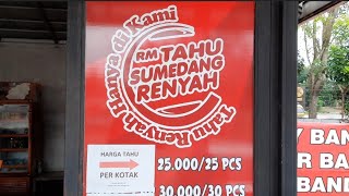 Hujan Gini Enaknya Makan Gorengan