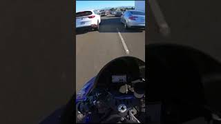 Lane splitting on fast forward 🤟🏽 #youtube #lanesplitting #trending #bikelife #subscribe #reels