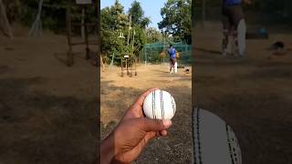 Right arm fast bowler in out swing 🥵💯🏏💟 #cricket #trending #ytshort #youtubeshorts #shorts #bcci