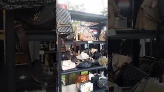 DUBAI లో branded hand bags ఇంత తక్కువ price లోనా???👀💃 #dubaivlogs #dubaiteluguvlogs #shortsfeed