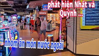 Nhật và Quỳnh đòi đi riêng, nhóm được ăn món nước ngoài . | gia bảo tv