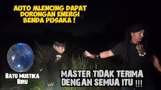 PENARIKAN MUSTIKA DI TENGAH MAKAM CINA