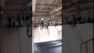 DOUBLE BARSPIN AT AREA 51 SKATEPARK!