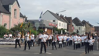 Umzug am Schützenfest Dienstag, Schützenfest Neuss Holzheim 2023.