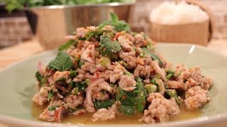 Larb - Thai Spicy Minced Pork Salad (ลาบหมู)